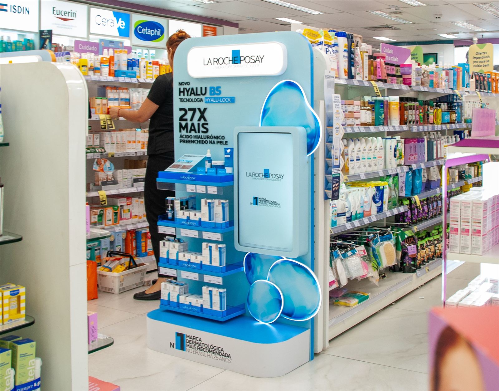 Pontas de gôndola especiais para marcas de beleza dermatológica da L’Oréal