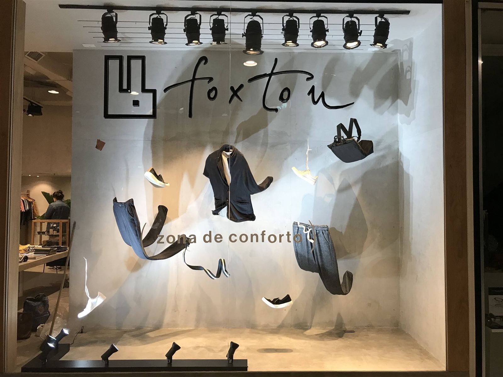 Vitrine Foxton desenvolvida entre 2018 e 2019